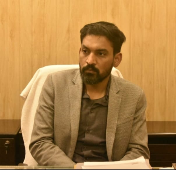 जिलाधिकारी गढ़वाल ने बैकुंठ चतुर्दशी मेला- 2023 की तैयारी के संबंध में वर्चुअल समीक्षा बैठक आयोजित की